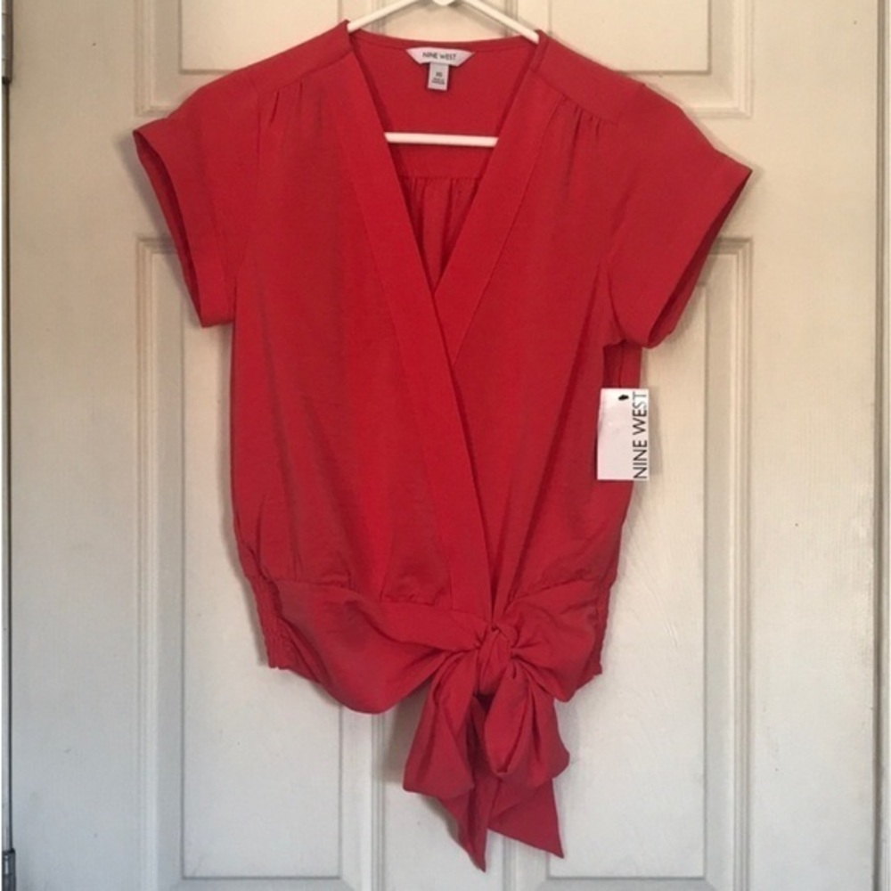 NWT - Nine West Women’s tie waist wrap blouse top (Sicily Tomato, XS)